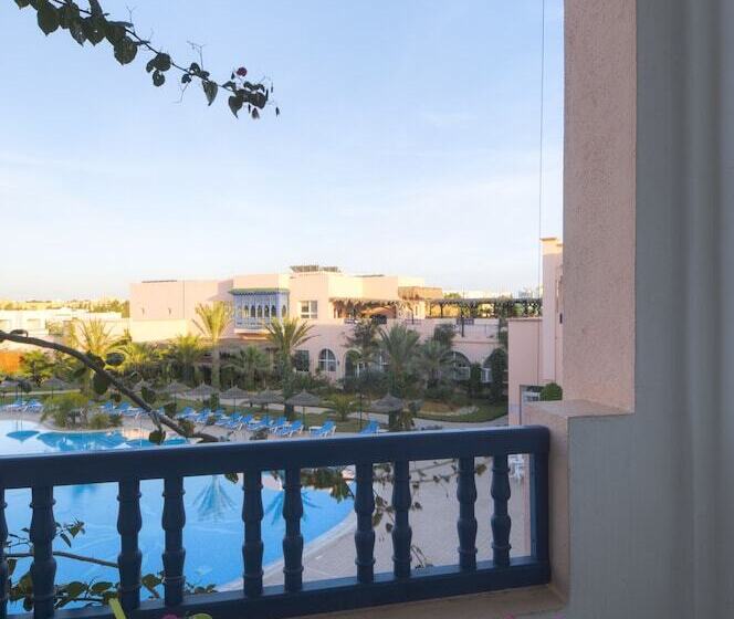 プールの見えるシングルルーム, Eden Yasmine Resort & Spa