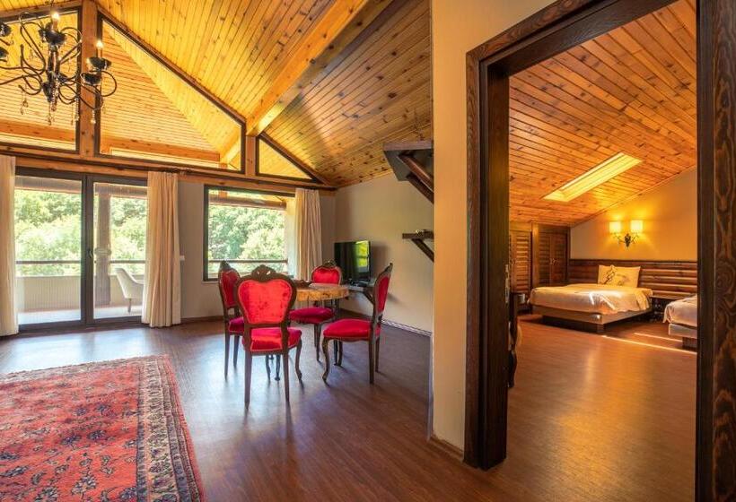 キングサイズベッドのスイートルーム, Gazelle Resort & Spa