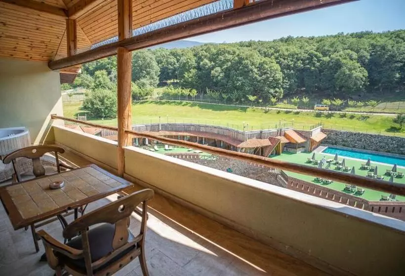 キングサイズベッドのスイートルーム, Gazelle Resort & Spa