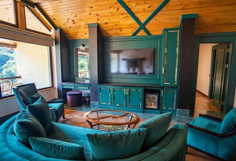 キングサイズベッドのスイートルーム, Gazelle Resort & Spa