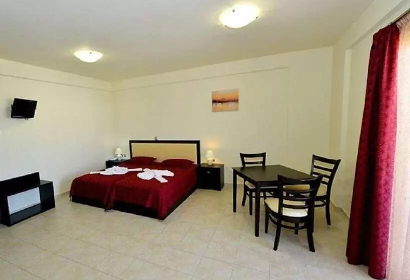 スイート（家族用）, Golden Rose Suites