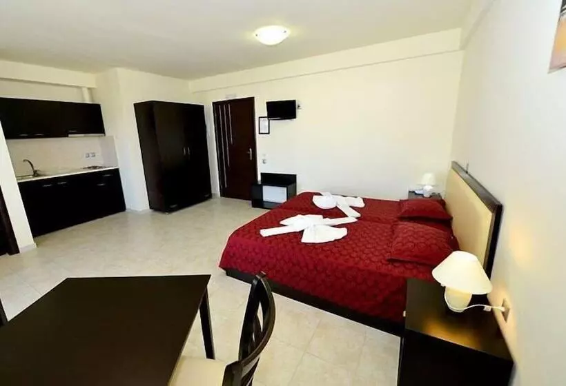 スイート（家族用）, Golden Rose Suites