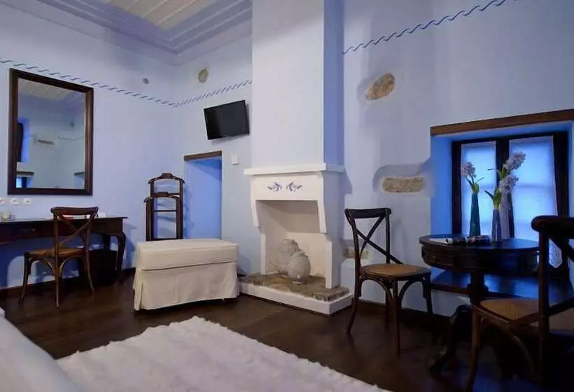 سوییت جونیور, Orologopoulos Mansion Luxury