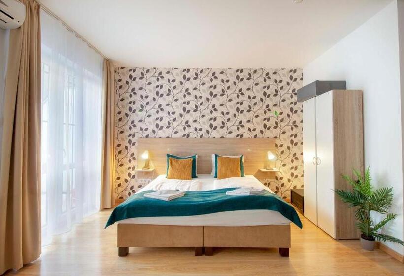 استودیوی استاندارد, Prince Apartments