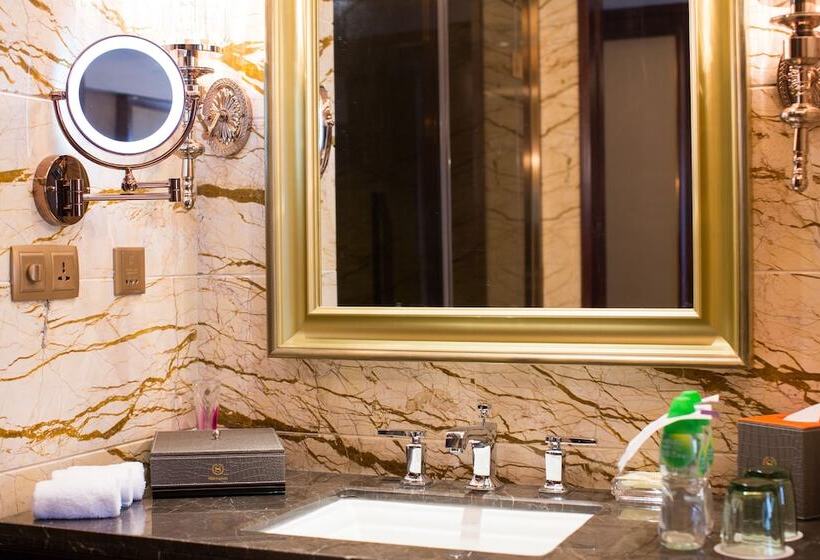 סוויטה, Sheraton Shantou