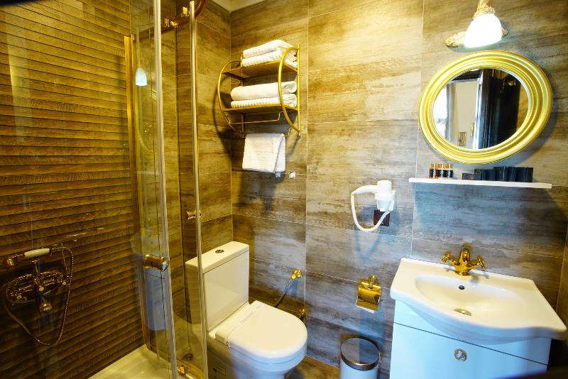 Quarto standard, Tahir Aga Konagi