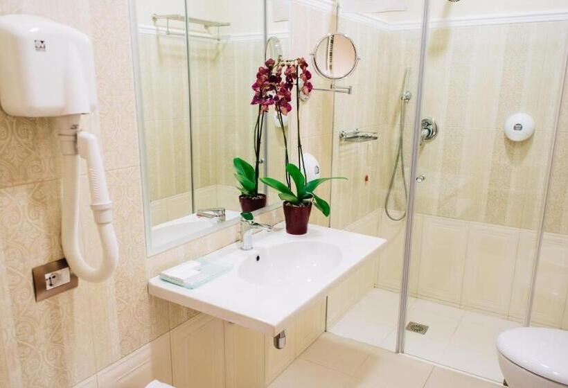 חדר סופריור עם מרפסת, Sar Otel Boutique