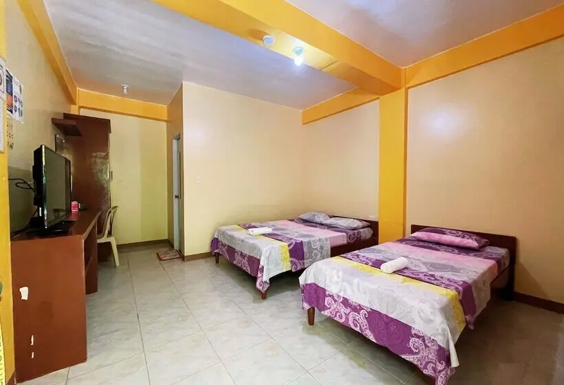 スタンダードトリプルルーム, White Beach Hotel Puerto Galera Powered By Cocotel