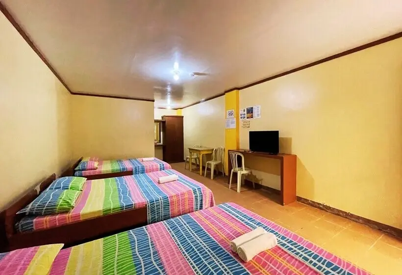 デラックスファミリールーム, White Beach Hotel Puerto Galera Powered By Cocotel