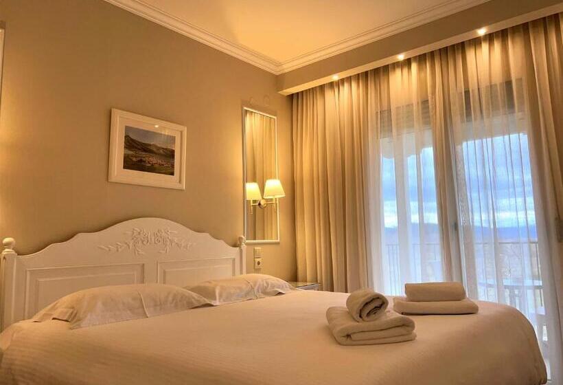 Номер Стандарт Вид на Озеро, Anemolia Resort And Spa
