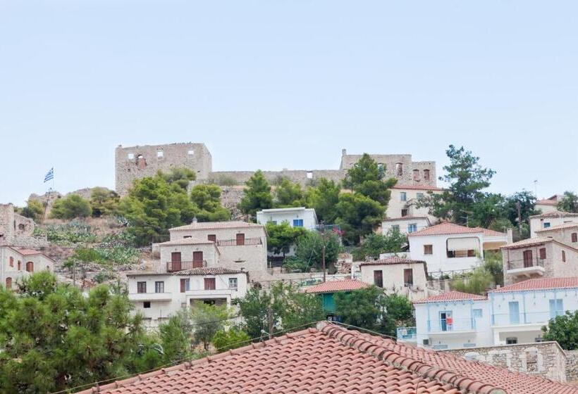 חדר סטנדרט לשלושה, Astros Beach Boutique