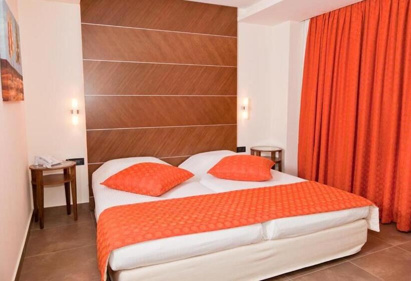 חדר סטנדרט נוף לעיר, Astros Beach Boutique