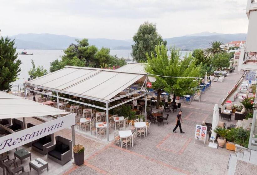 חדר אקזקיוטיב נוף לים, Astros Beach Boutique