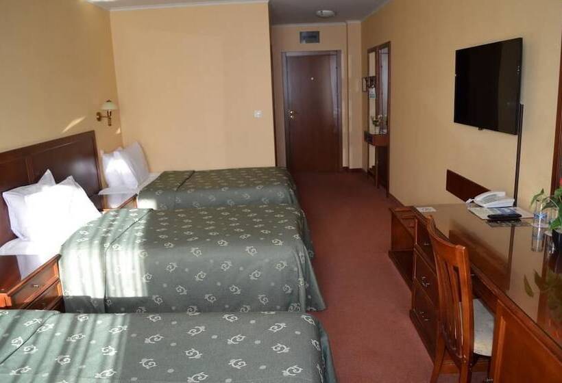 デラックストリプルルーム, Bankya Palace