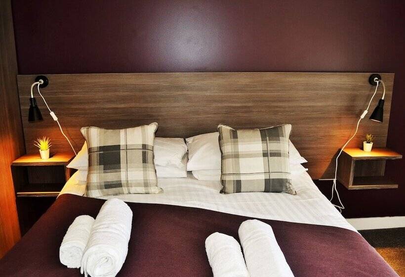 غرفة قياسية, The Breadalbane Arms Room Only