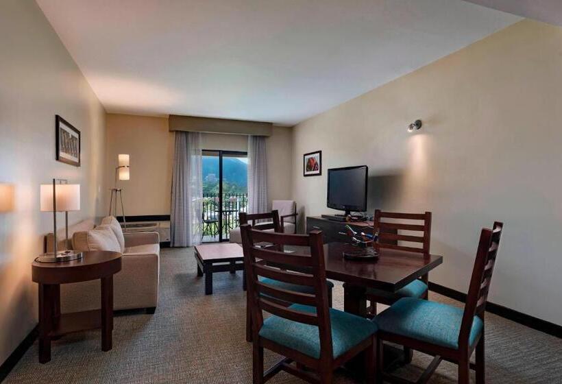 套房, Courtyard By Marriott San Salvador