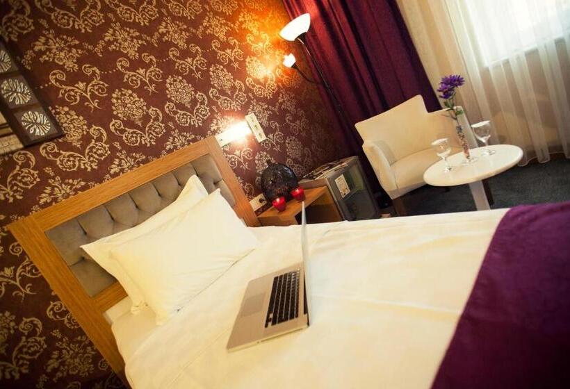 Standard Room, Helikon Business