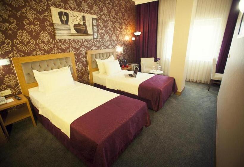 Standard Room, Helikon Business