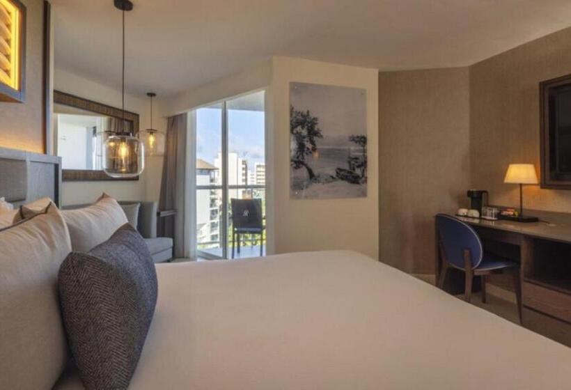 Номер Deluxe Вид на Море, Hideaway At Royalton Blue Waters, An Autograph Collection All Inclusive Resort   Adults Only