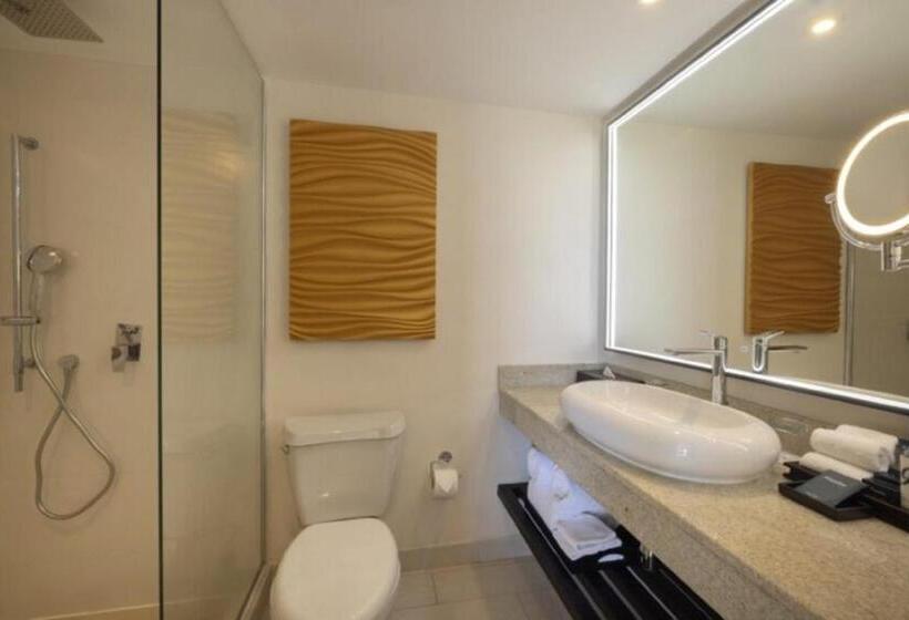 Номер Deluxe Вид на Море, Hideaway At Royalton Blue Waters, An Autograph Collection All Inclusive Resort   Adults Only