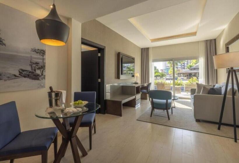 Президентский Люкс, Hideaway At Royalton Blue Waters, An Autograph Collection All Inclusive Resort   Adults Only