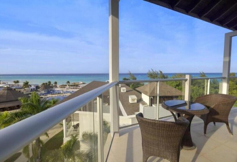 Полулюкс Deluxe Вид на Море, Hideaway At Royalton Blue Waters, An Autograph Collection All Inclusive Resort   Adults Only