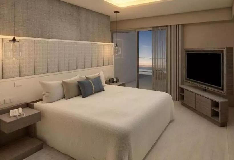 Club-sviitti, Royalton Hideaway Blue Waters, An Autograph Collection All-Inclusive Resort - Adults Only