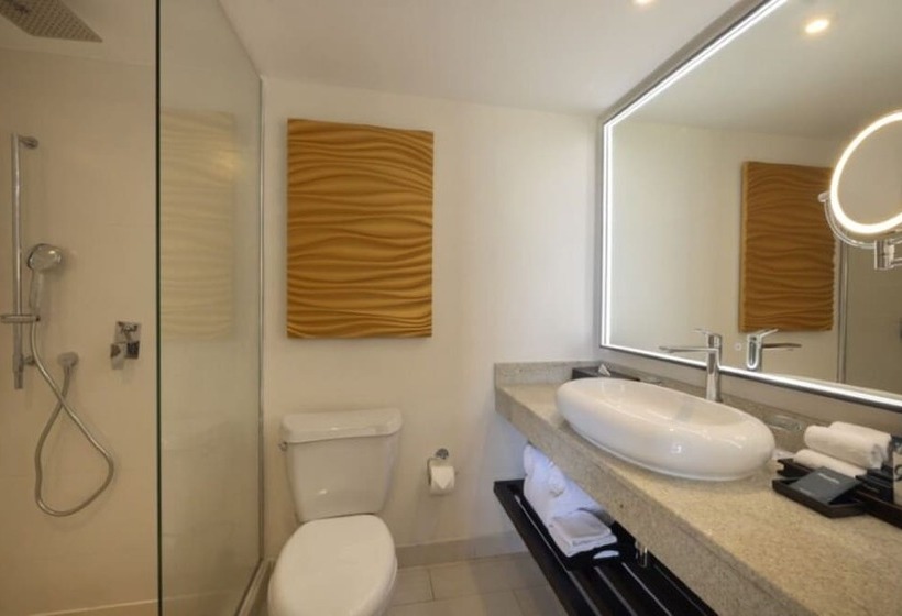 Номер Deluxe Вид на Море, Hideaway At Royalton Blue Waters, An Autograph Collection All Inclusive Resort   Adults Only