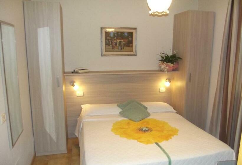 חדר סטנדרט, Piccadilly