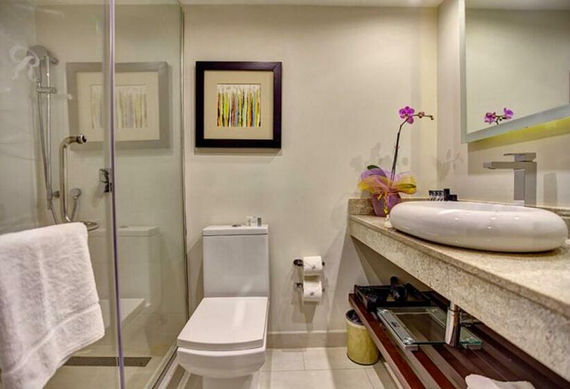 Номер Deluxe Вид на Море, Hideaway At Royalton Blue Waters, An Autograph Collection All Inclusive Resort   Adults Only