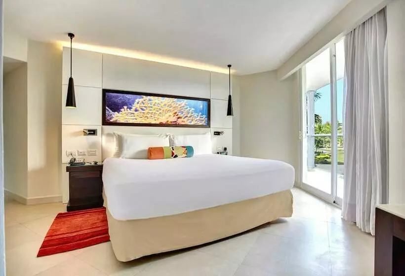 Deluxe-huone, Royalton Hideaway Blue Waters, An Autograph Collection All-Inclusive Resort - Adults Only
