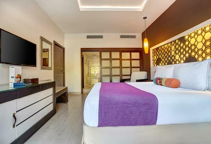 Президентский Люкс, Hideaway At Royalton Blue Waters, An Autograph Collection All Inclusive Resort   Adults Only