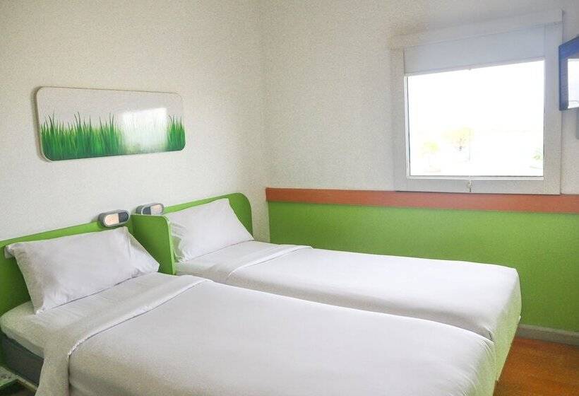 シングルデラックスルーム, Cordia Hotel Surabaya Airport