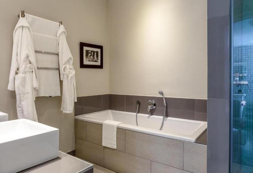 이그제큐티브 스위트, Whale Rock Luxury Lodge