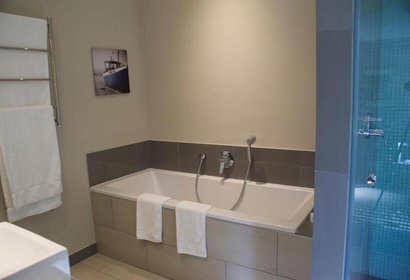 이그제큐티브 스위트, Whale Rock Luxury Lodge