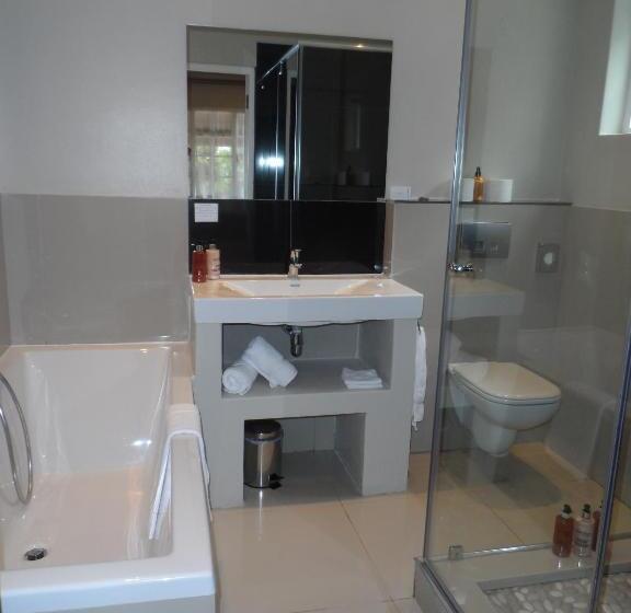 디럭스 룸, Whale Rock Luxury Lodge