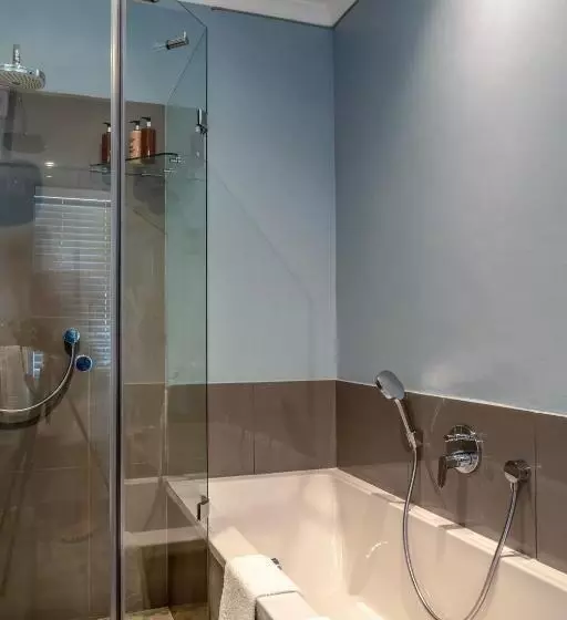 Deluxe Interior Room