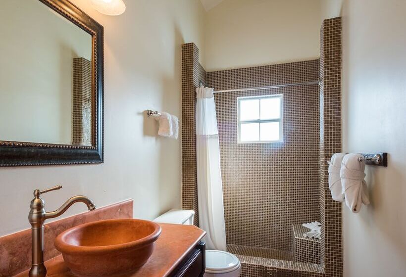 فيلا غرفة نوم واحدة مطلّة علي البحر, X Tan Ha The Waterfront