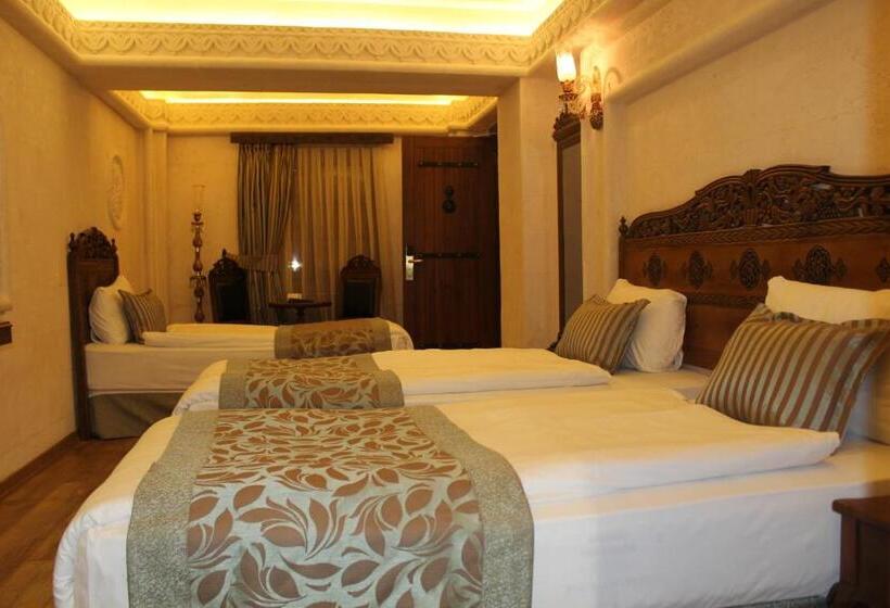 اتاق استاندارد سه نفره, Izala Hotel Boutique Class