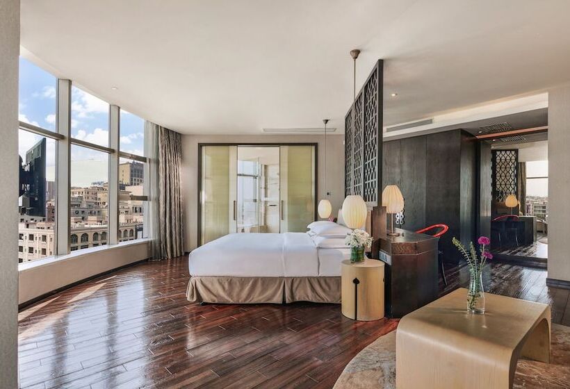 Люкс Повышенной Комфортности, Maison New Century Hotel Dongguan