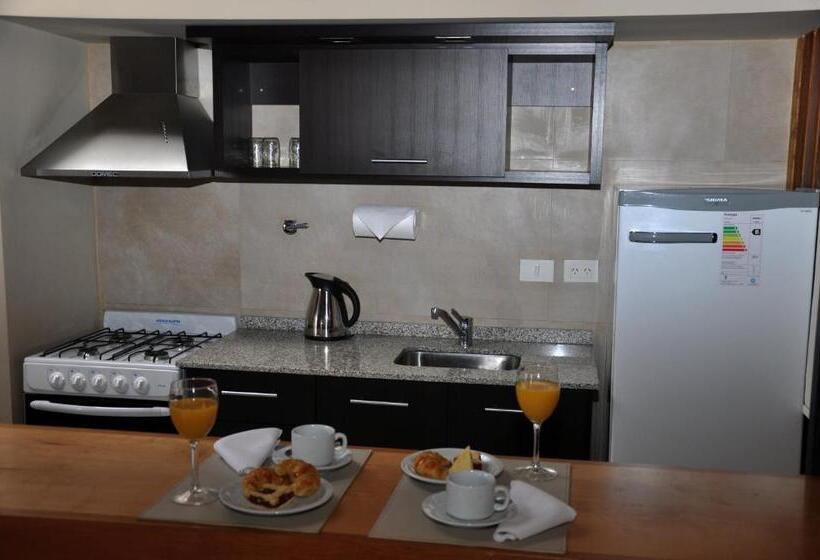 بانگلوی استاندارد, Monasterio Hotel Boutique