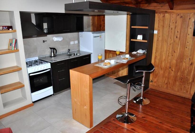 بانگلوی استاندارد, Monasterio Hotel Boutique