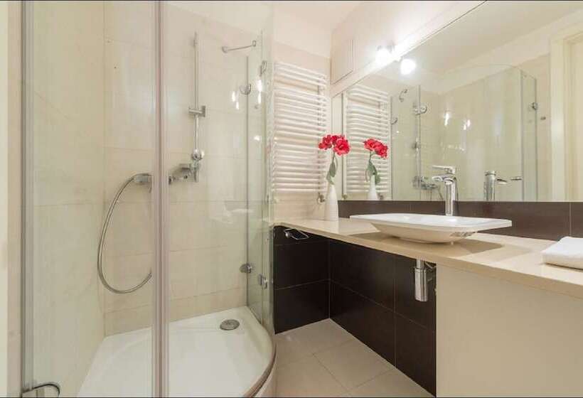 Апартаменты Executive 1 Спальня, P&o Apartments Arkadia