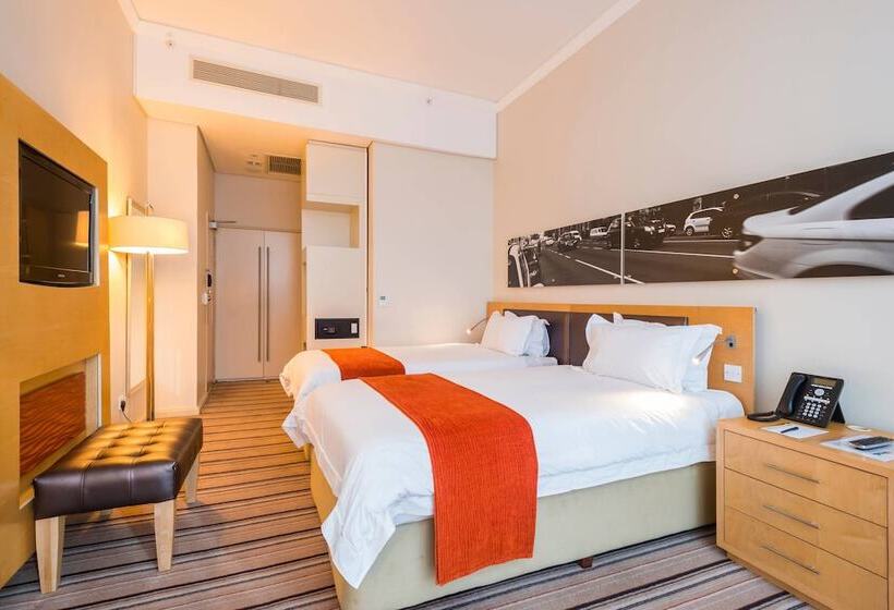 غرفة قياسية مطلة على المدينة, Protea Hotel By Marriott Gaborone Masa Square