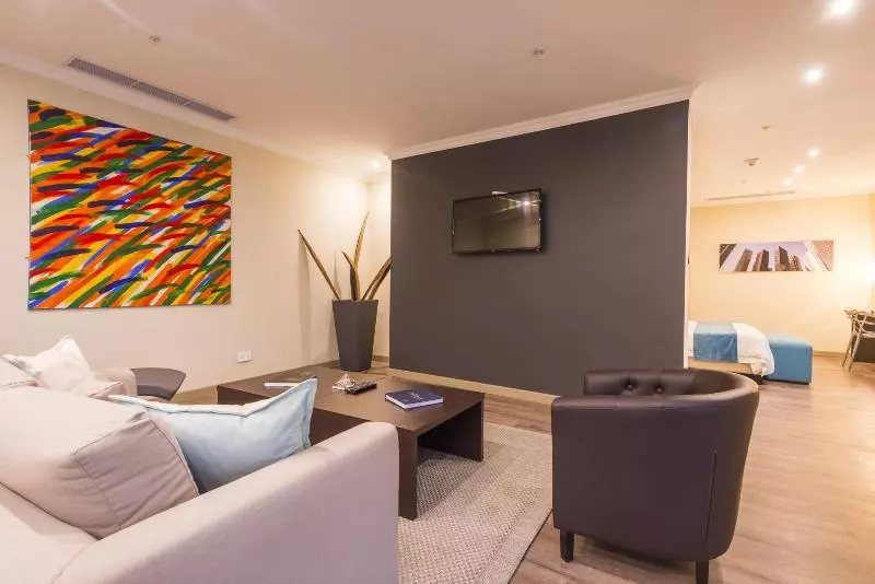 سوئیت با تخت بزرگ, Protea Hotel By Marriott Gaborone Masa Square