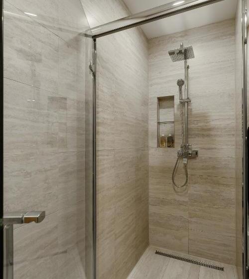 Superior Szoba, Senator Maidan