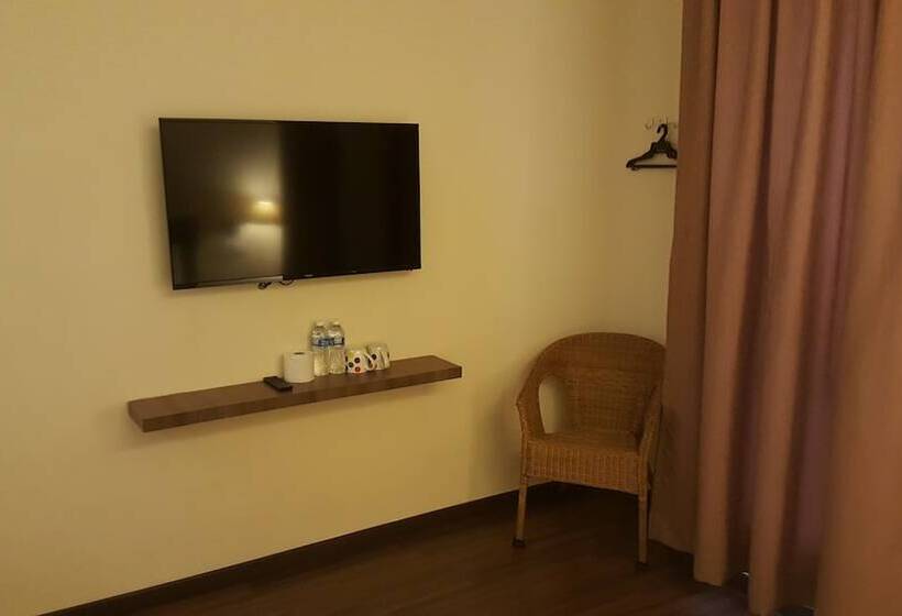Королевский Номер, 9 Square Hotel   Kota Damansara
