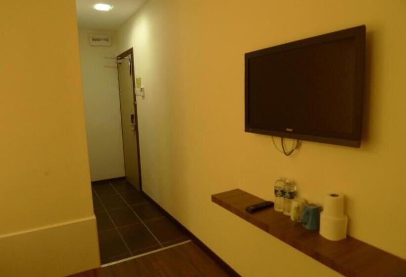 Королевский Номер, 9 Square Hotel   Kota Damansara