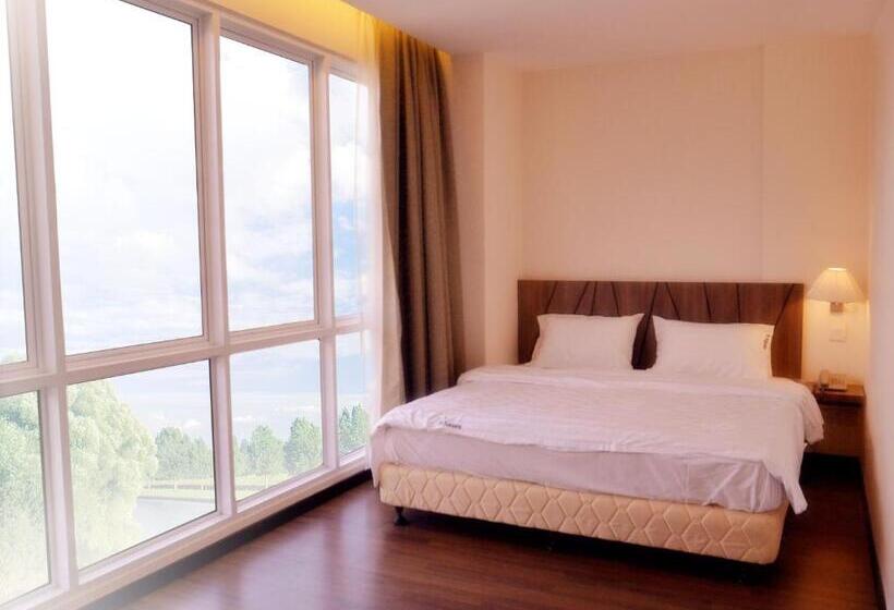 Семейный Номер, 9 Square Hotel   Kota Damansara