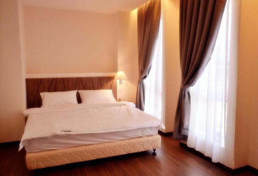Семейный Номер, 9 Square Hotel   Kota Damansara